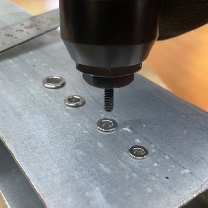 스텐 인서트 팝너트 M3x9