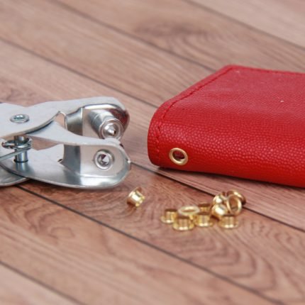 아일렛 펀치 펀칭기