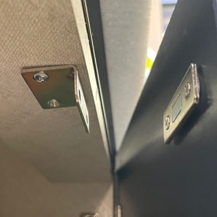 L자형 도어캐치 자석 빠찌링